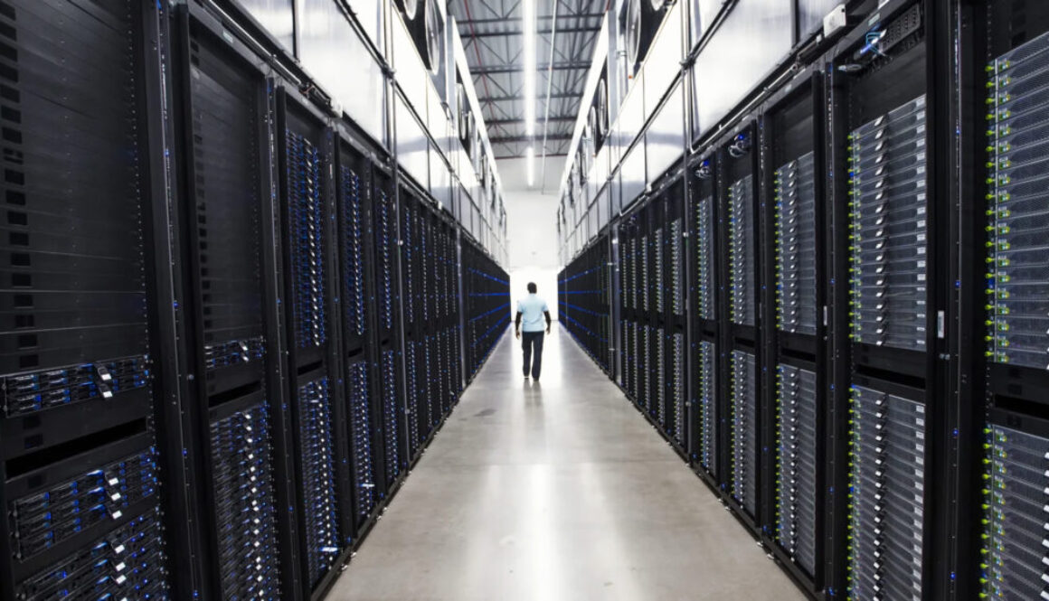 data center lighting,Waterproof LED Batten Quattro designed by cae lighting installed in data center