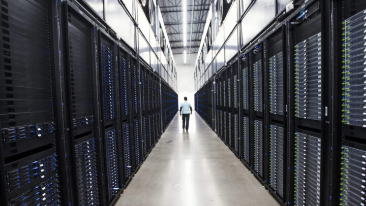 data center lighting,Waterproof LED Batten Quattro designed by cae lighting installed in data center